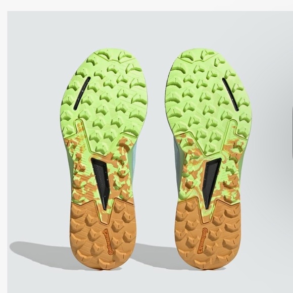 NEW adidas Outdoor Terrex Agravic Flow 2 - Size 10.5 Women's / 9.5 Men's - Picture 4 of 16